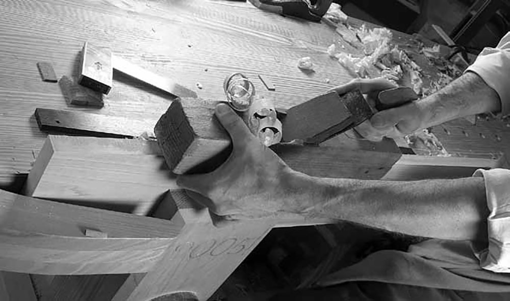 Art-of-Joinery3 Now one adjacent edge. Use your fore, jointer and smoother to true and finish one edge. Check your work with a square and 2' rule.